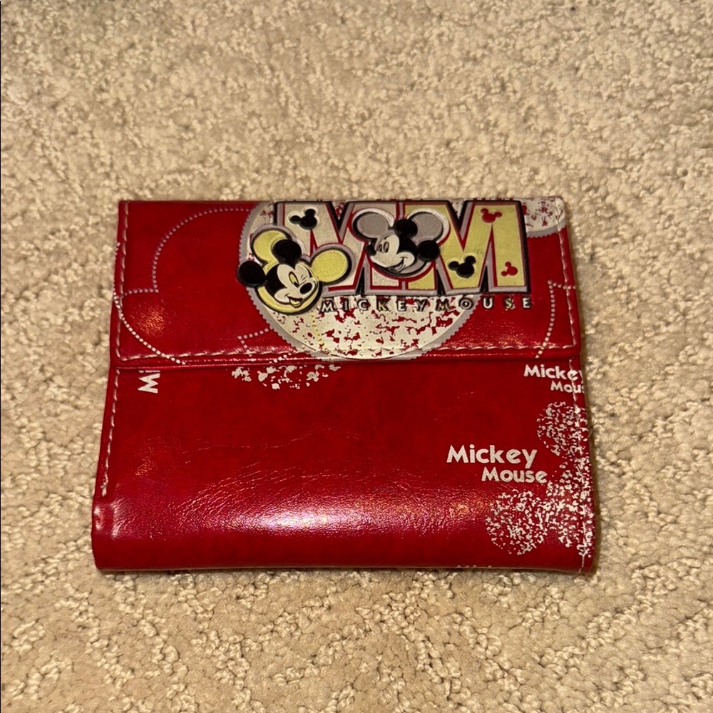 VINTAGE Disney Mickey Mouse Red Wallet
